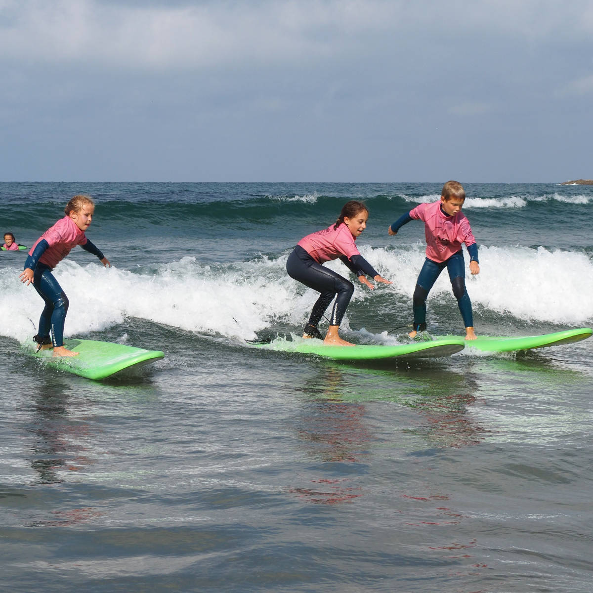 Clase De Surf Patra Grupos IPAR Escuela De Surf Deba