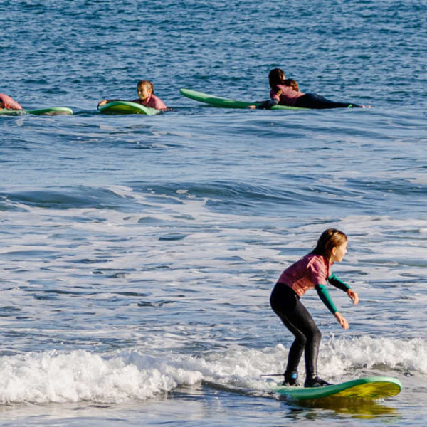 surf-padel-skate-en-Deba-semana-santa-2023-Ipar-Surf-Skate-Eskola