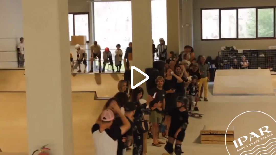 Vídeo del evento Skate fin de curso 22-23 en el skatepark cubierto de Ipar