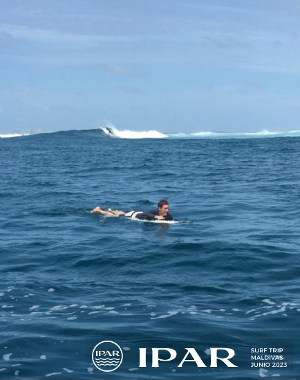 Surf trip Maldivas 2023 con Ipar Surf Eskola