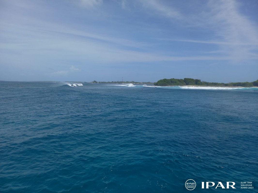 Surf trip Maldivas 2023 con Ipar Surf Eskola