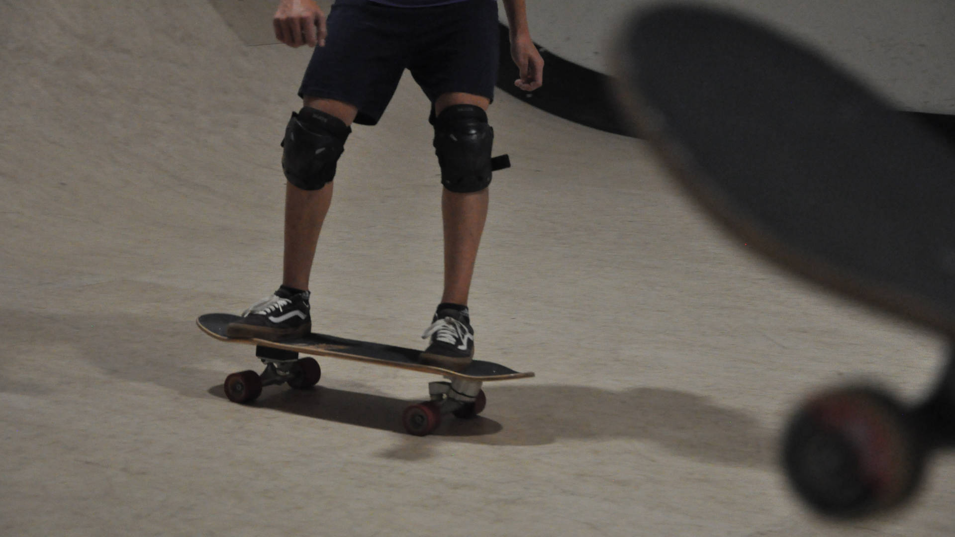 Escuela de invierno de surfskate en Eibar - Ipar surf skate eskola