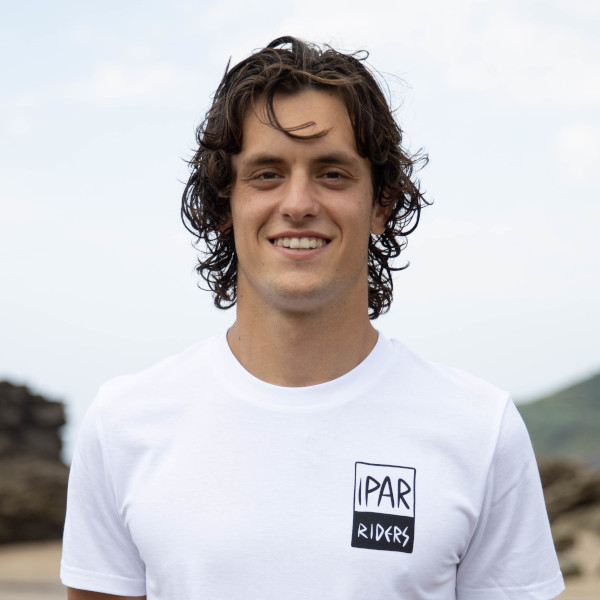 Xabi - Monitor Ipar Surf Skate Eskola Deba Eibar