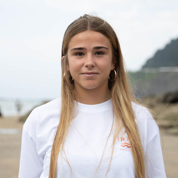 Paule - Monitora Ipar Surf Skate Eskola Deba Eibar